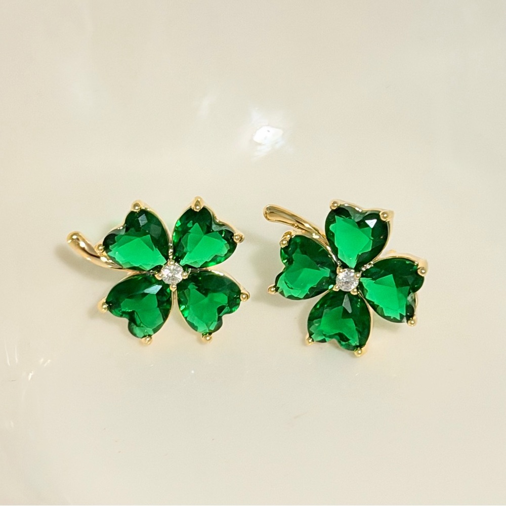 NEW! Green Crystal Stud Gold Earrings